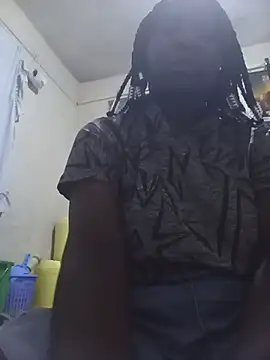 Divaline online show from July 28, 9:03 pm