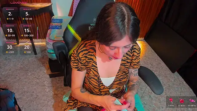 nina daft online show from July 27, 1:08 pm