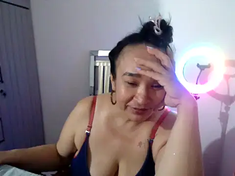 Dannycalienta21 online show from July 26, 11:56 pm