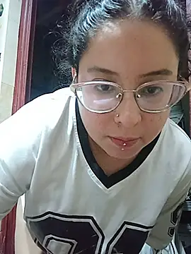 kitty valer online show from July 29, 3:28 am