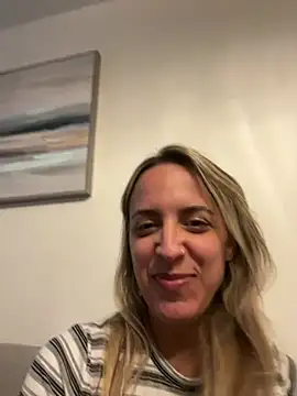 mellybearzzz online show from July 26, 12:07 am