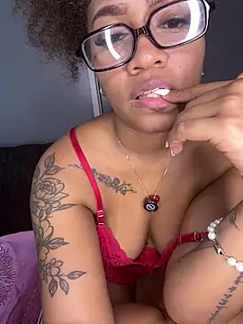 riri brunnete online show from July 28, 6:22 am