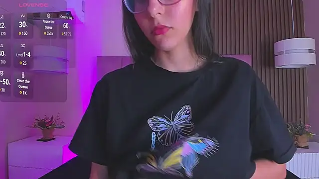 Zoy cute online show from July 29, 11:10 am