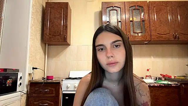 hey hey Bella online show from July 27, 5:43 pm