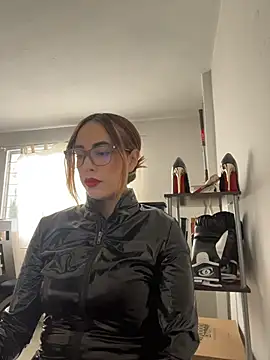 valery mistress online show from August 3, 3:39 pm