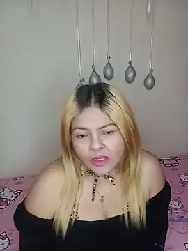 Isabellabrown43 online show from July 28, 4:21 am