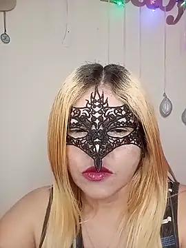 Isabellabrown43 online show from July 25, 9:22 pm