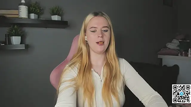 Betany foxs online show from July 26, 4:31 am