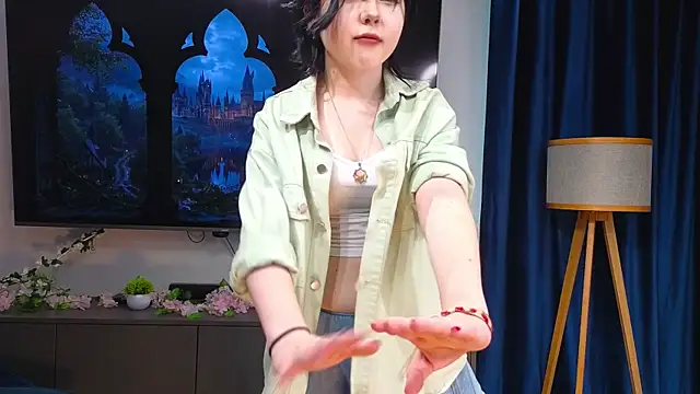 HirokoBard online show from August 4, 6:41 am