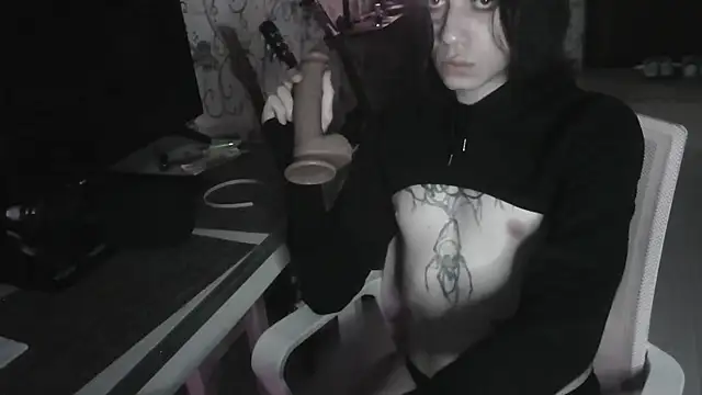 Kira UwU 666 online show from July 27, 8:50 pm