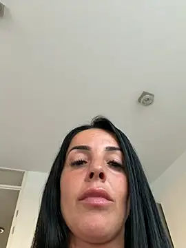 diamantje32 online show from July 28, 6:20 pm