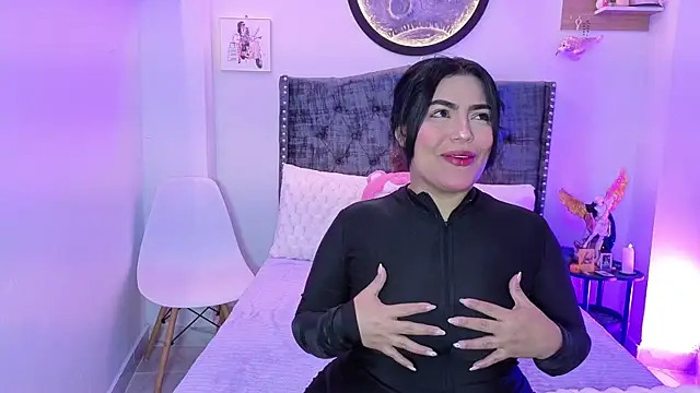 kyana cream online show from July 26, 12:57 pm