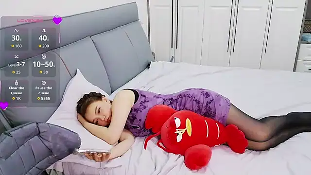 LucyLin-d2 online show from July 28, 11:17 am
