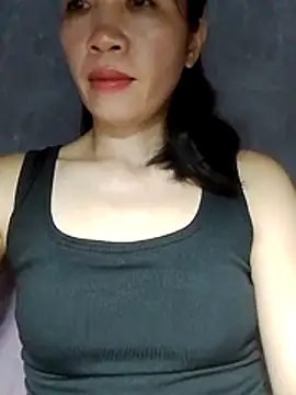-Nene  online show from July 28, 12:48 pm
