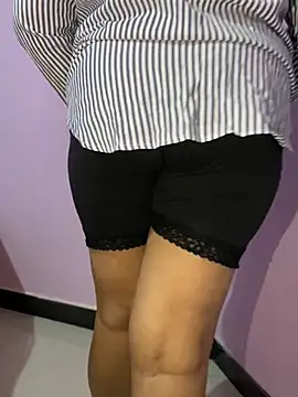 angel Zarakhan online show from July 28, 6:08 pm