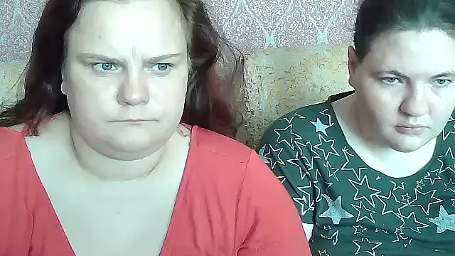 MilaXHelen online show from July 28, 11:17 am