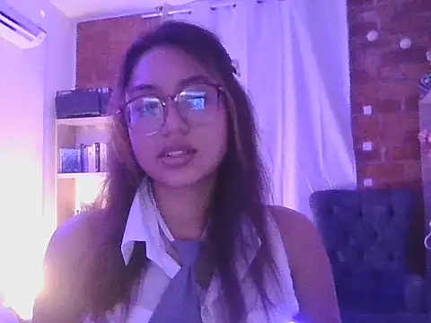Honey devil online show from July 31, 1:50 am