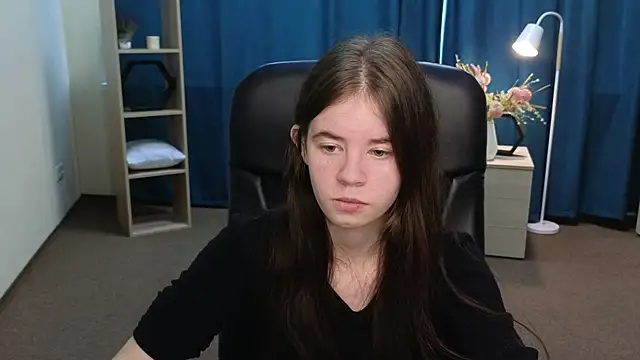 NicolaDevis online show from July 30, 8:48 am