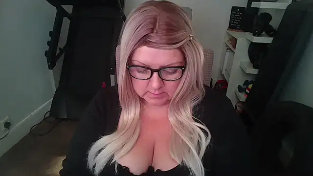 Blonde Exclusive online show from July 31, 10:16 am