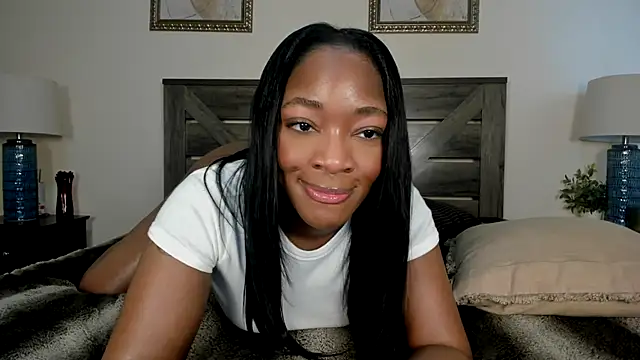 nicolesolace online show from July 5, 9:09 pm
