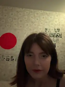 VanessaMorris  online show from August 2, 3:15 pm