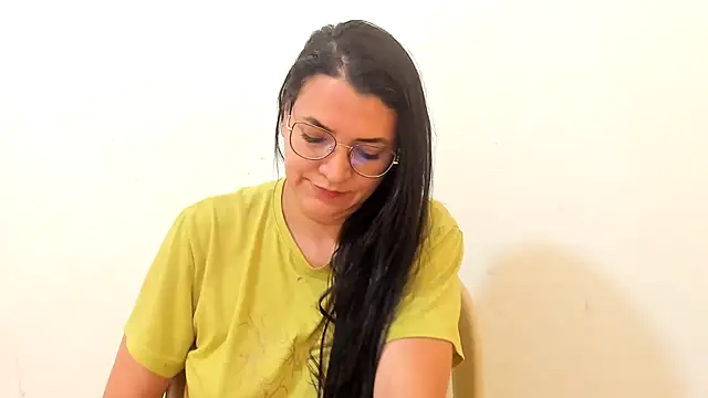 MARILYN GARCIA online show from November 22, 4:20 pm