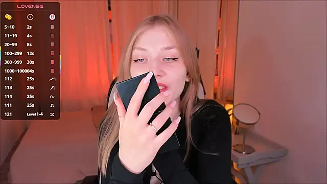 DakotaMabs online show from October 21, 9:46 am