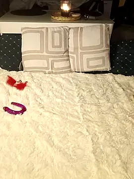 miajoy online show from November 5, 9:53 pm