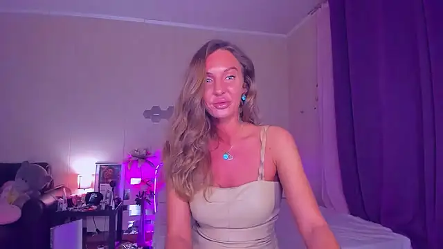 EmmaAbramson online show from September 10, 7:47 pm