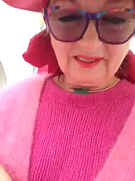 MucMilf59 online show from December 2, 10:05 am