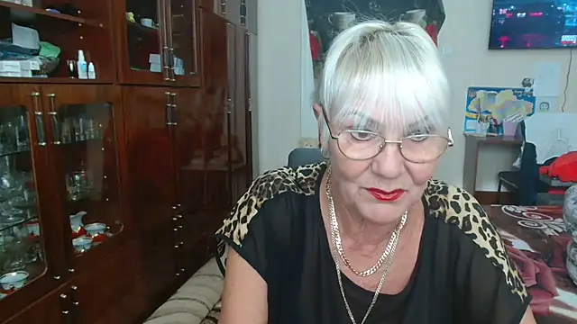 JenaCheim online show from September 15, 5:38 am