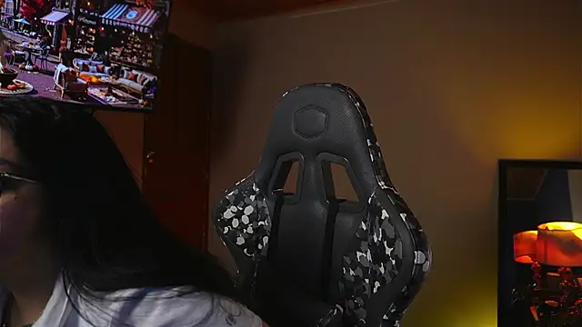Snapshot of coraline_latin chatting on September 20, 12:21 am coraline latin online show from September 20, 12:21 am