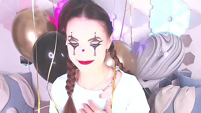 LexiKiss online show from September 10, 7:41 am