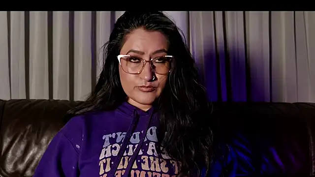 DeesseLuxure online show from July 29, 4:01 am