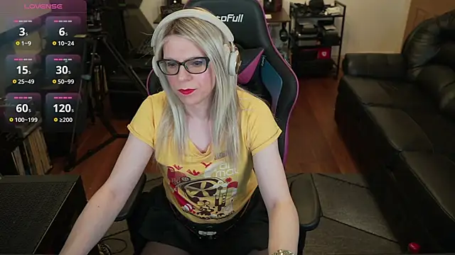 KelseyCobalt online show from July 26, 8:38 pm