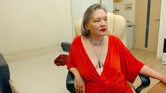 MomJaneSex online show from December 14, 2:06 am