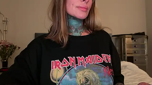 airgeadx online show from February 25, 1:59 am