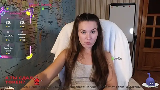 Snapshot of Girl_Ksenia chatting on October 12, 10:12 pm Girl Ksenia online show from October 12, 10:12 pm
