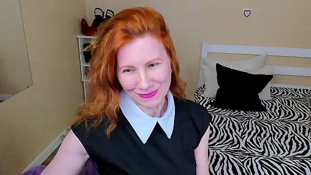 FoxySophia online show from May 4, 4:16 am