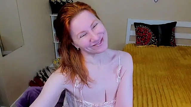 FoxySophia online show from June 18, 5:29 pm