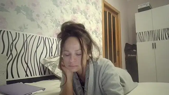 LindaStarS online show from October 20, 7:17 pm