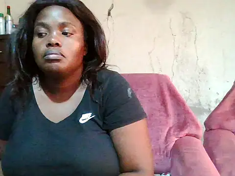 sexybigboobz online show from May 25, 6:23 am