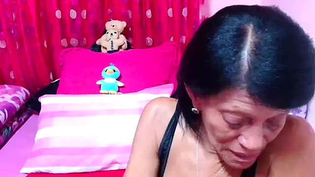 SLUTTYROXY online show from October 27, 6:03 pm