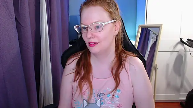Lady Inari online show from June 23, 7:45 pm