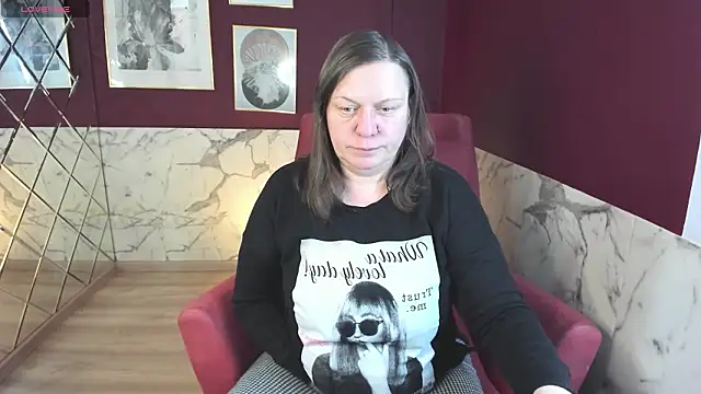 KellyPerfection online show from February 9, 6:10 pm