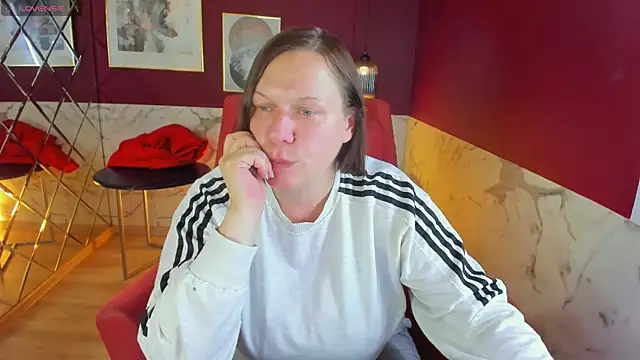 KellyPerfection online show from July 25, 7:48 am