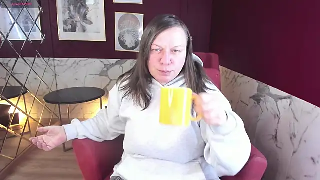 KellyPerfection online show from April 2, 5:38 am