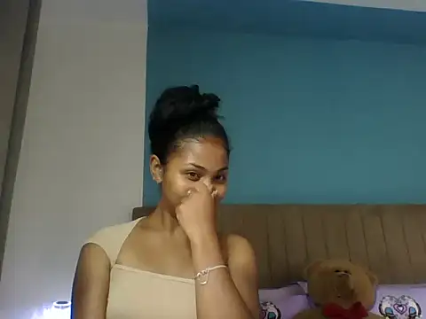 naya86 online show from March 7, 1:51 pm