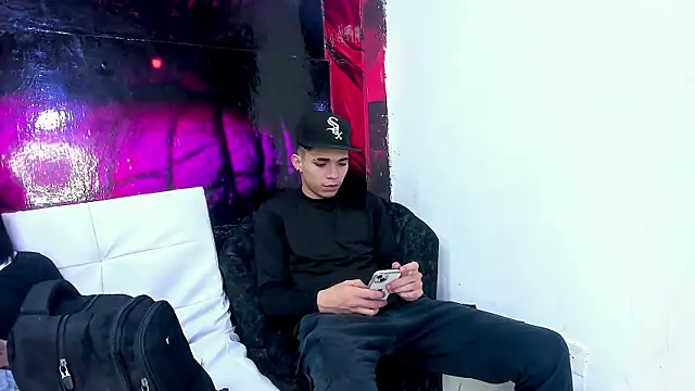 AmazingPartys online show from March 21, 1:27 pm