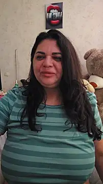 littleRikka online show from March 3, 7:47 am